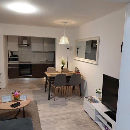 קסטב Two Bedroom Apartment מראה חיצוני תמונה